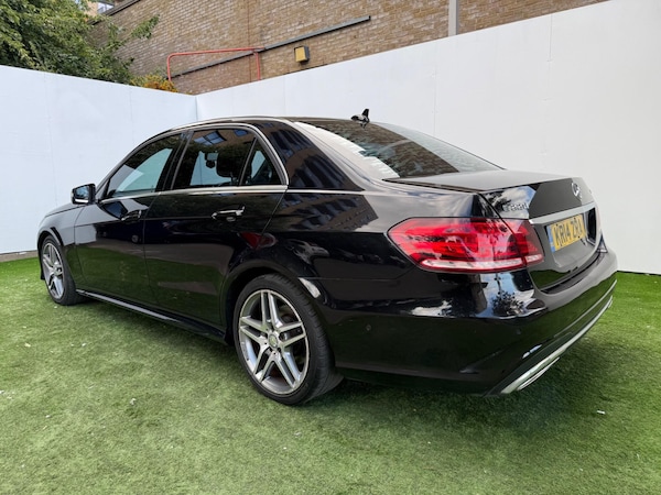 Used Mercedes-Benz E Class 2014 for sale - 75657347: Photo 9