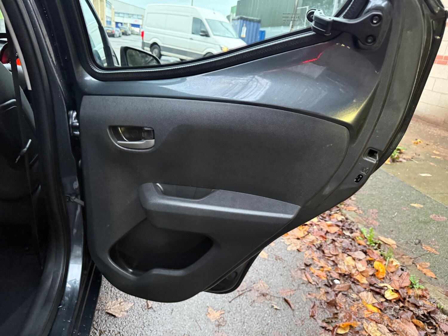 Used Toyota AYGO 2020 for sale - 76597240: Photo 20