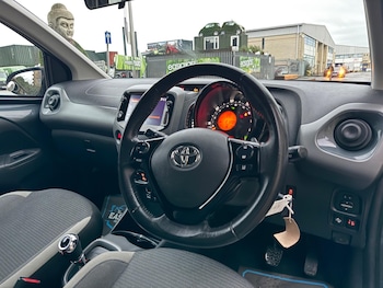 Used Toyota AYGO 2020 for sale - 76597240: Photo