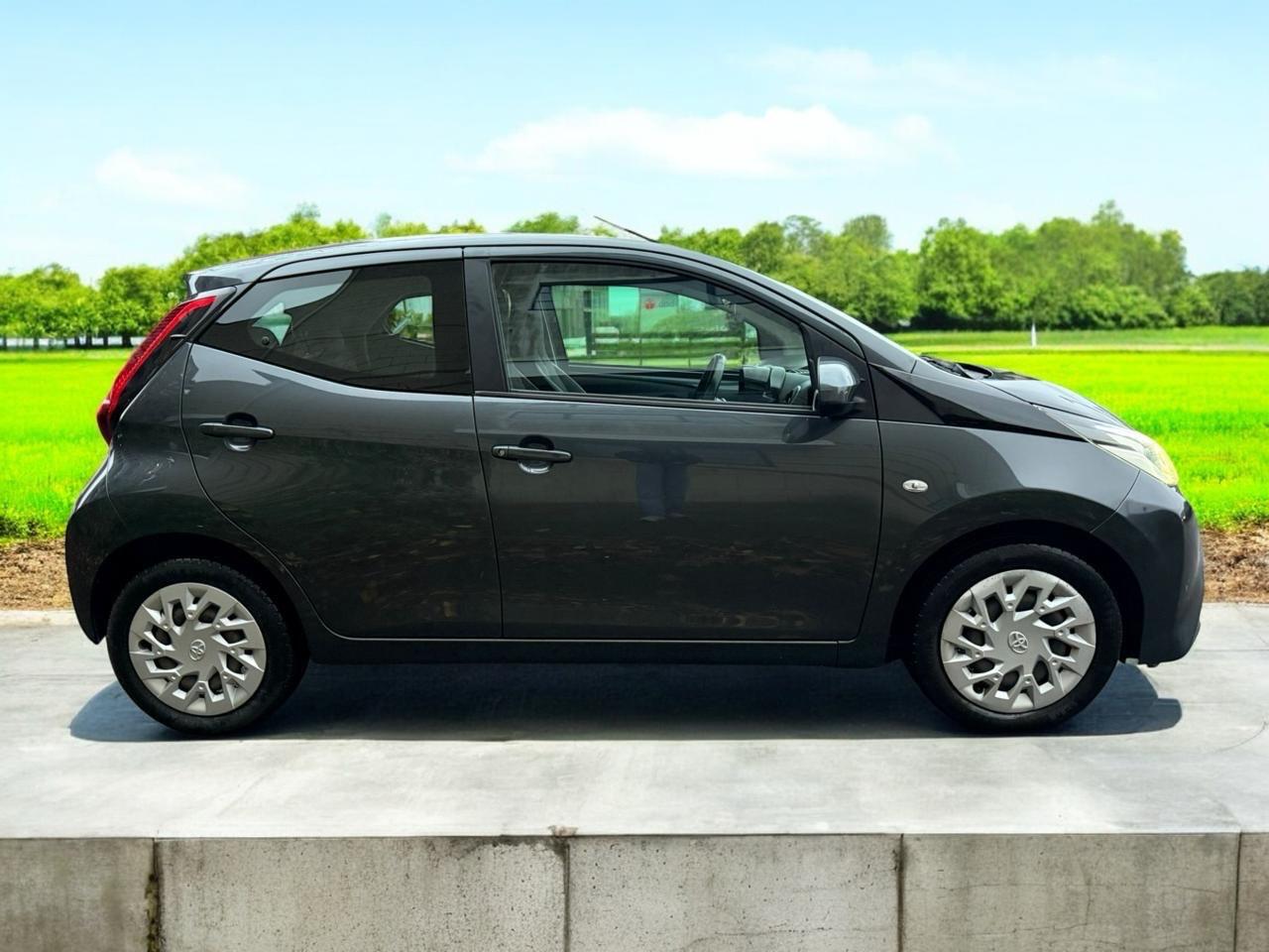 Used Toyota AYGO 2020 for sale - 76597240: Photo 5