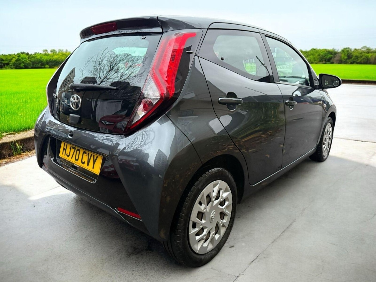 Used Toyota AYGO 2020 for sale - 76597240: Photo 6