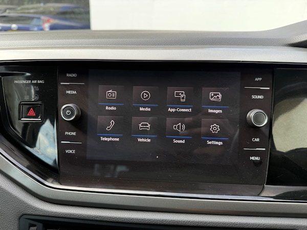 Used Volkswagen Polo 2018 for sale - 76260301: Photo 43