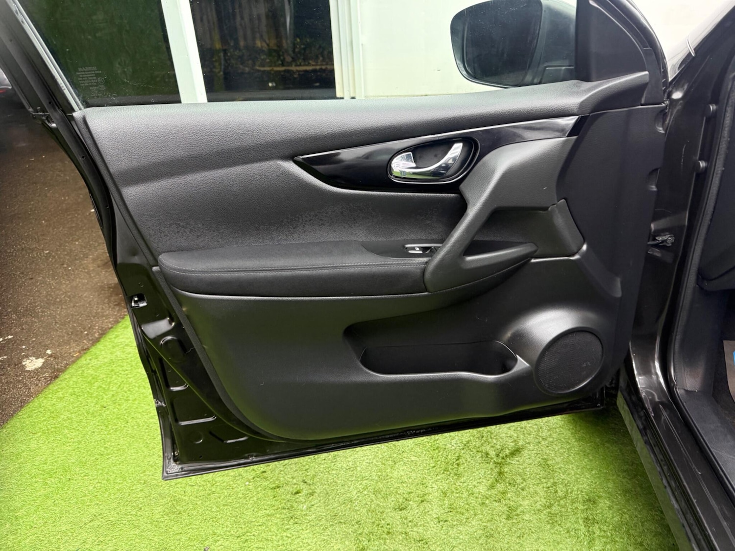 Used Nissan Qashqai for sale - 77215287: Photo 27