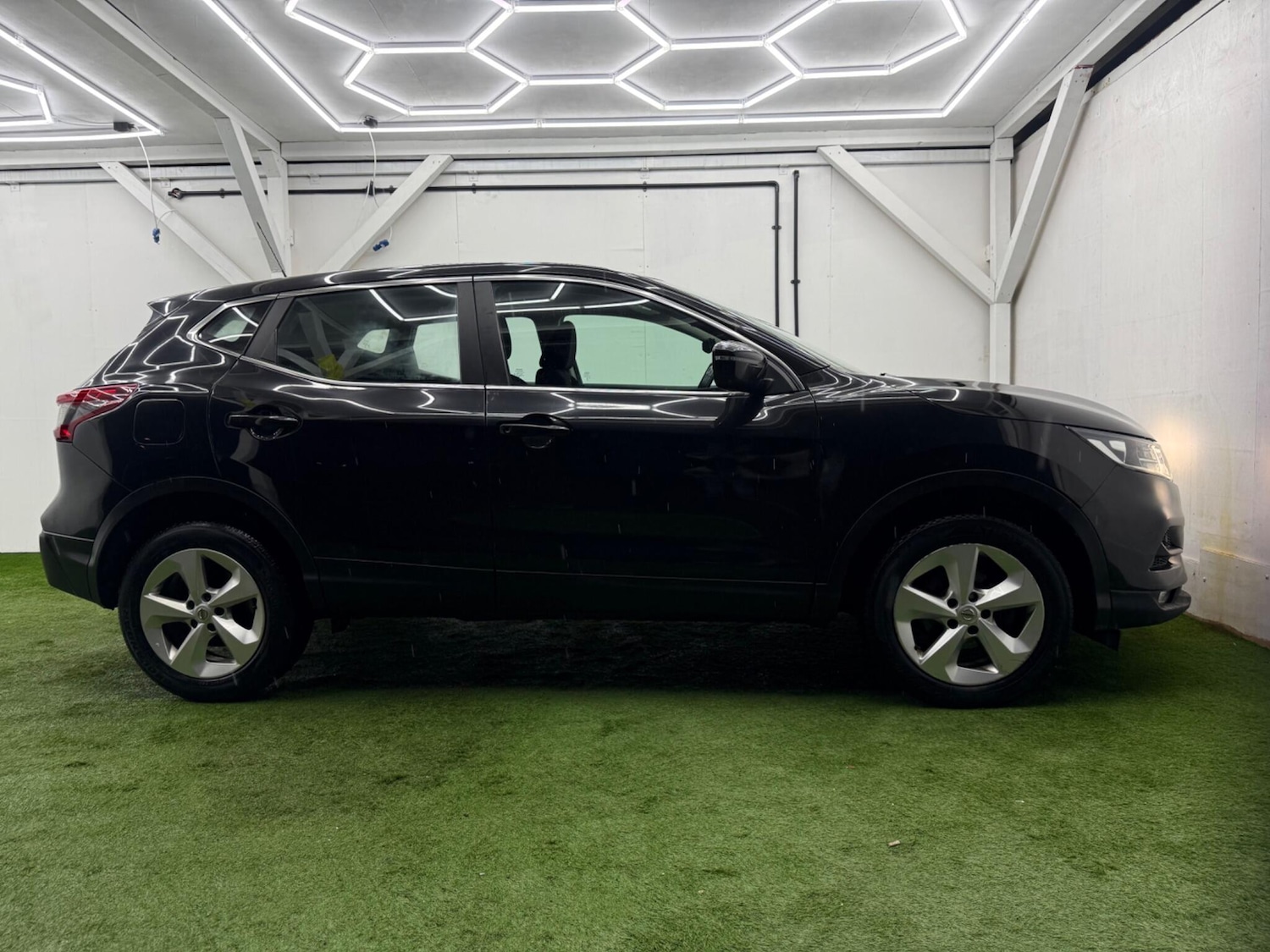 Used Nissan Qashqai for sale - 77215287: Photo 5
