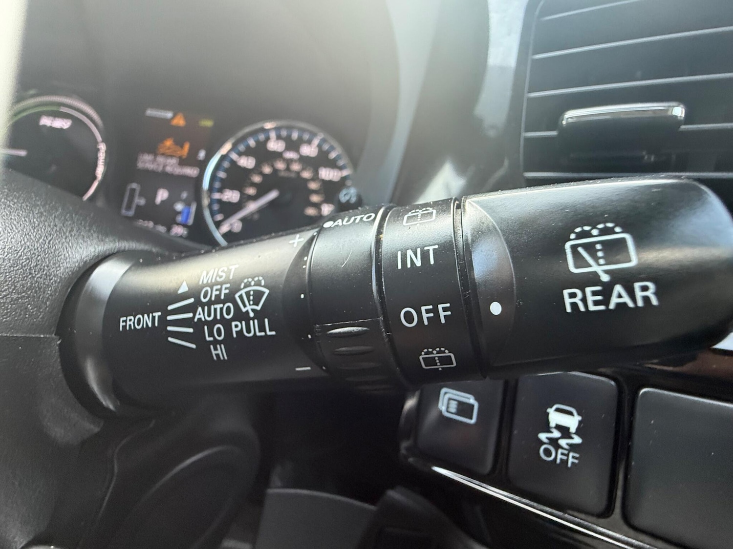 Used Mitsubishi Outlander 2016 for sale - 76802464: Photo 40