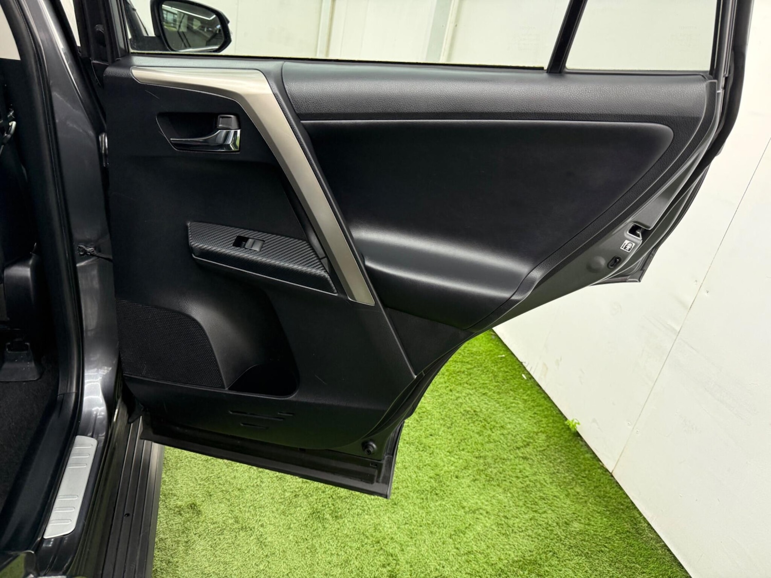 Used Toyota RAV4 for sale - 78071765: Photo 21