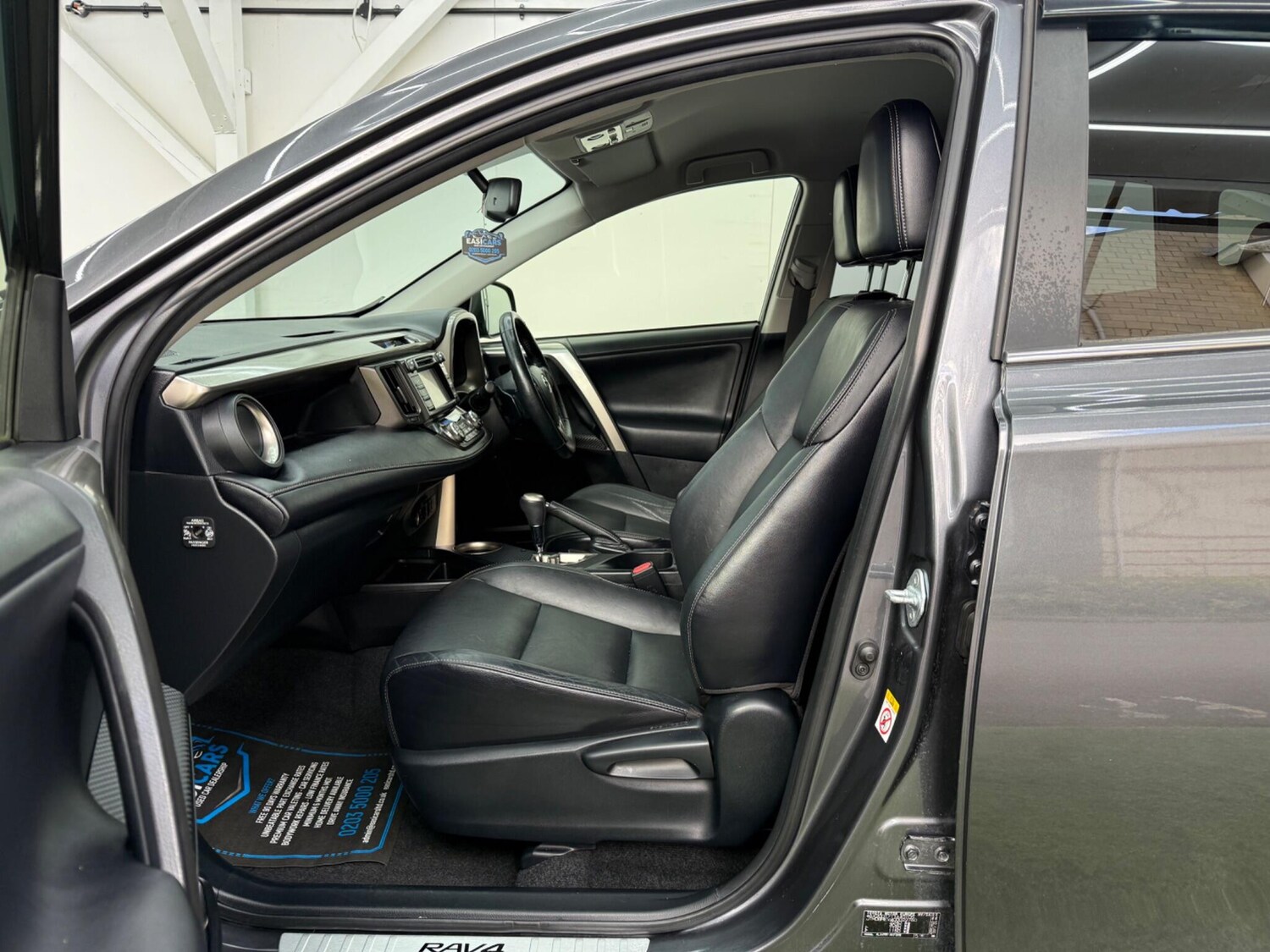 Used Toyota RAV4 for sale - 78071765: Photo 25