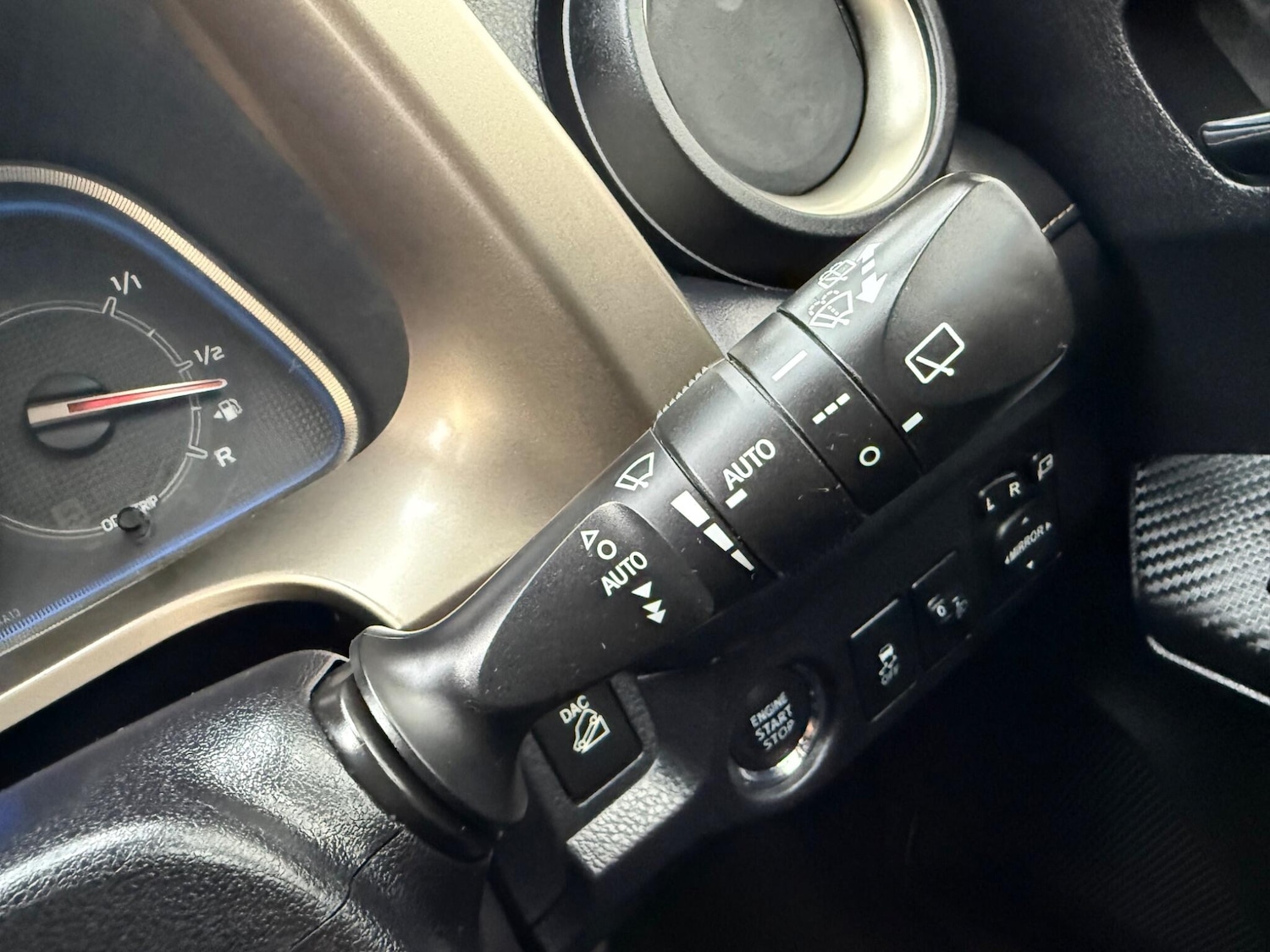 Used Toyota RAV4 for sale - 78071765: Photo 42