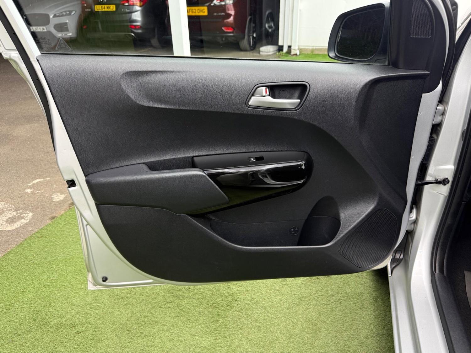 Used Kia Picanto for sale - 77783610: Photo 27