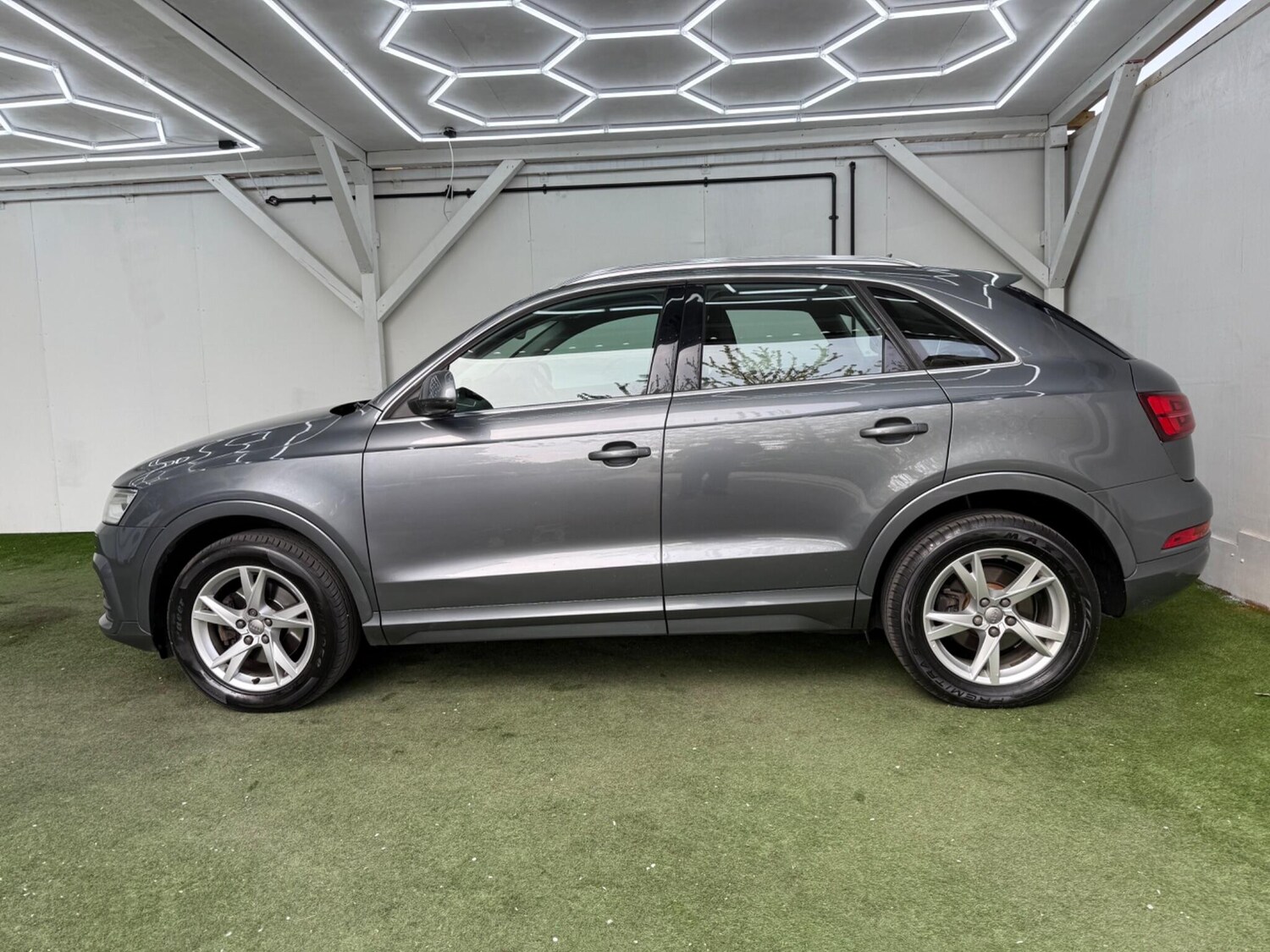 Used Audi Q3 for sale - 78214398: Photo 10