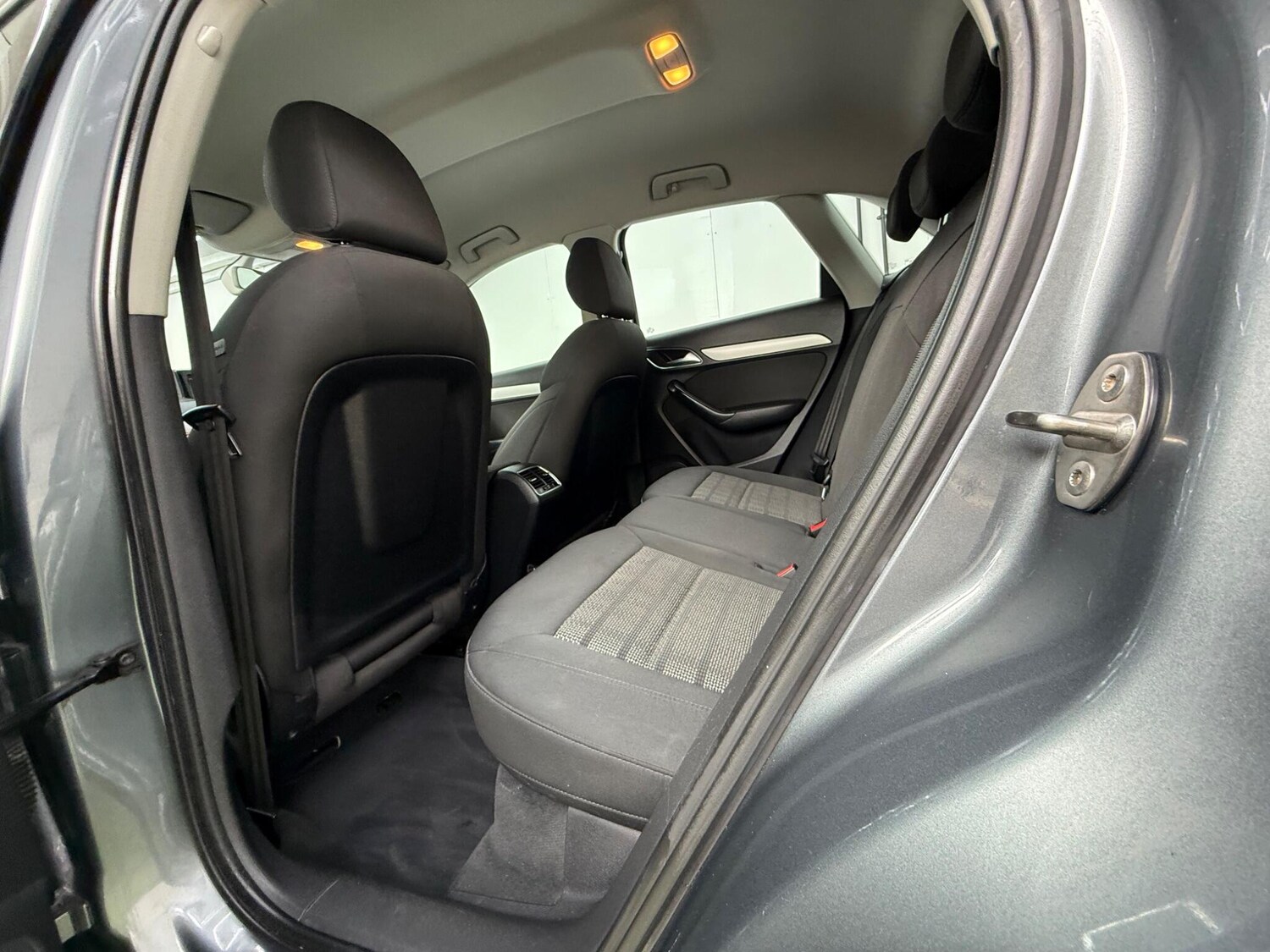 Used Audi Q3 for sale - 78214398: Photo 24