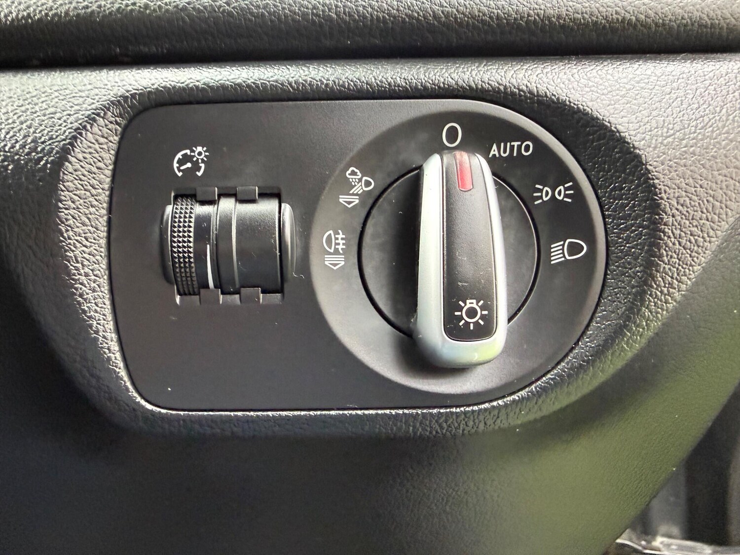 Used Audi Q3 for sale - 78214398: Photo 43