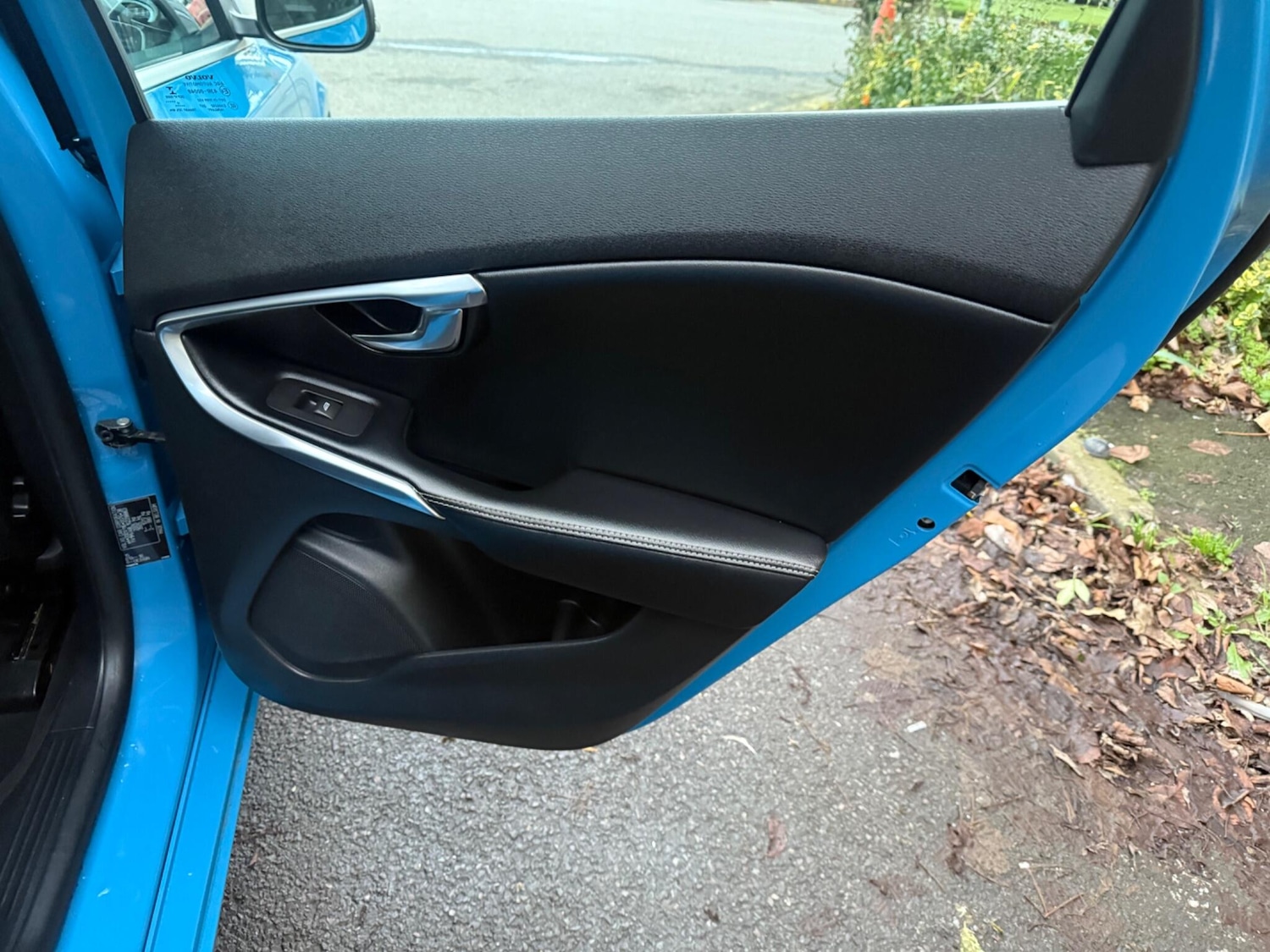 Used Volvo V40 2015 for sale - 76771740: Photo 21