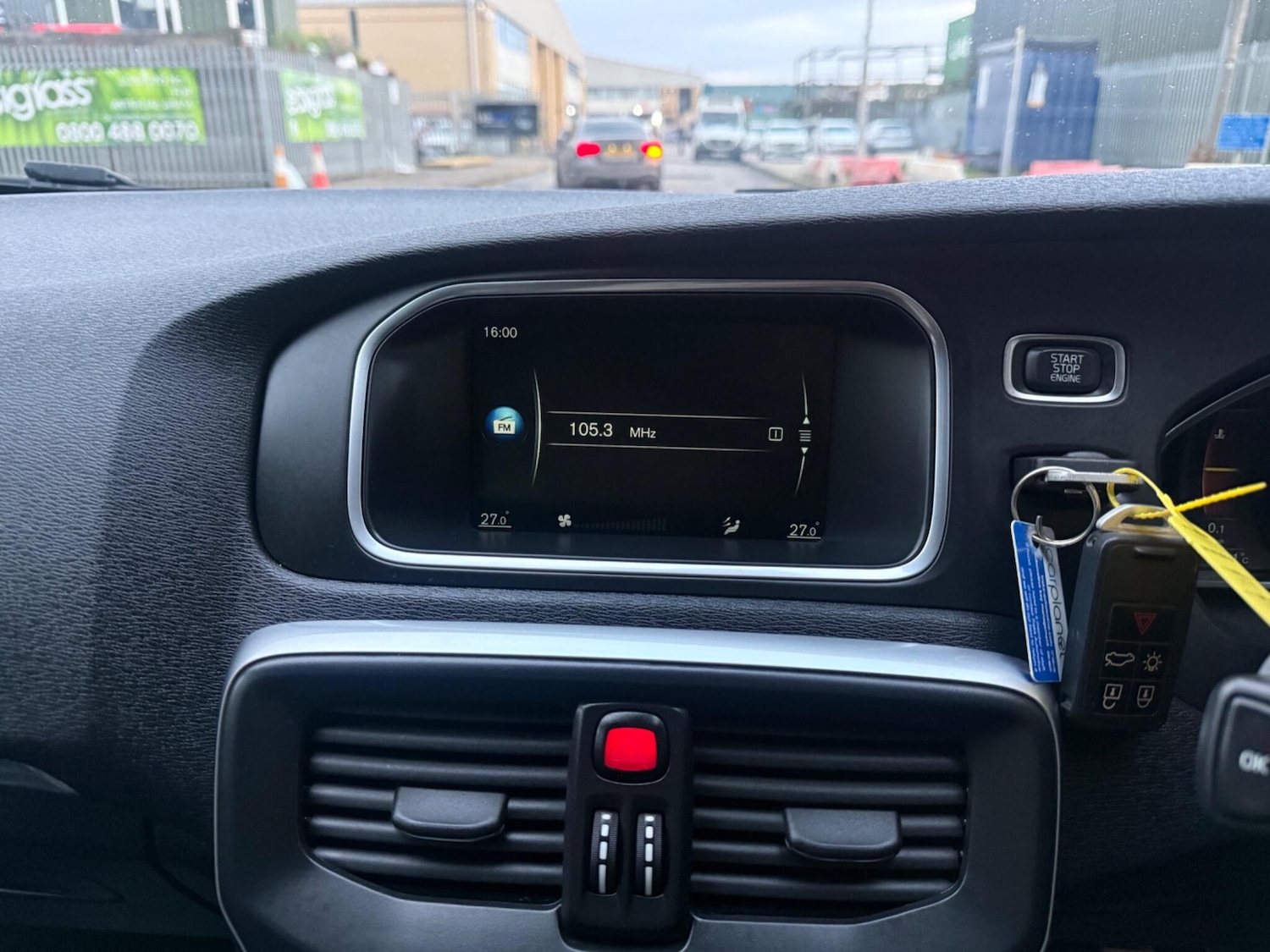 Used Volvo V40 2015 for sale - 76771740: Photo 29