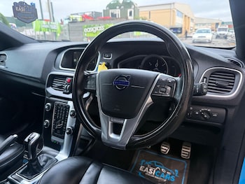 Used Volvo V40 2015 for sale - 76771740: Photo