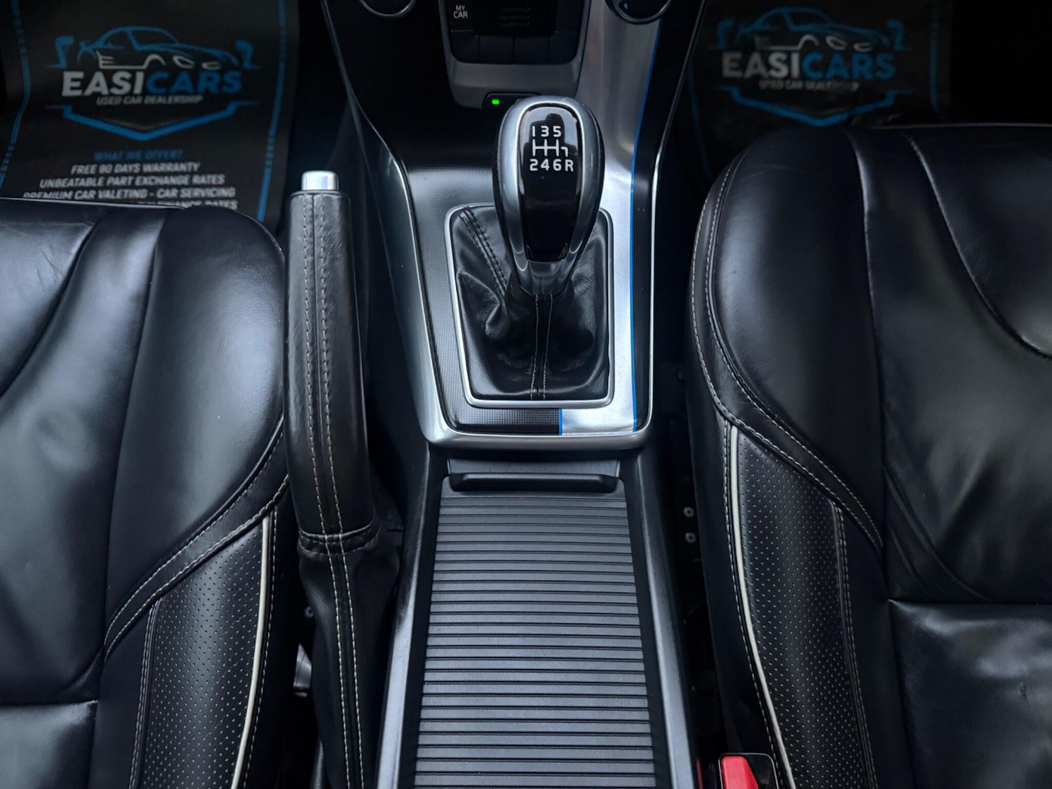 Used Volvo V40 2015 for sale - 76771740: Photo 31