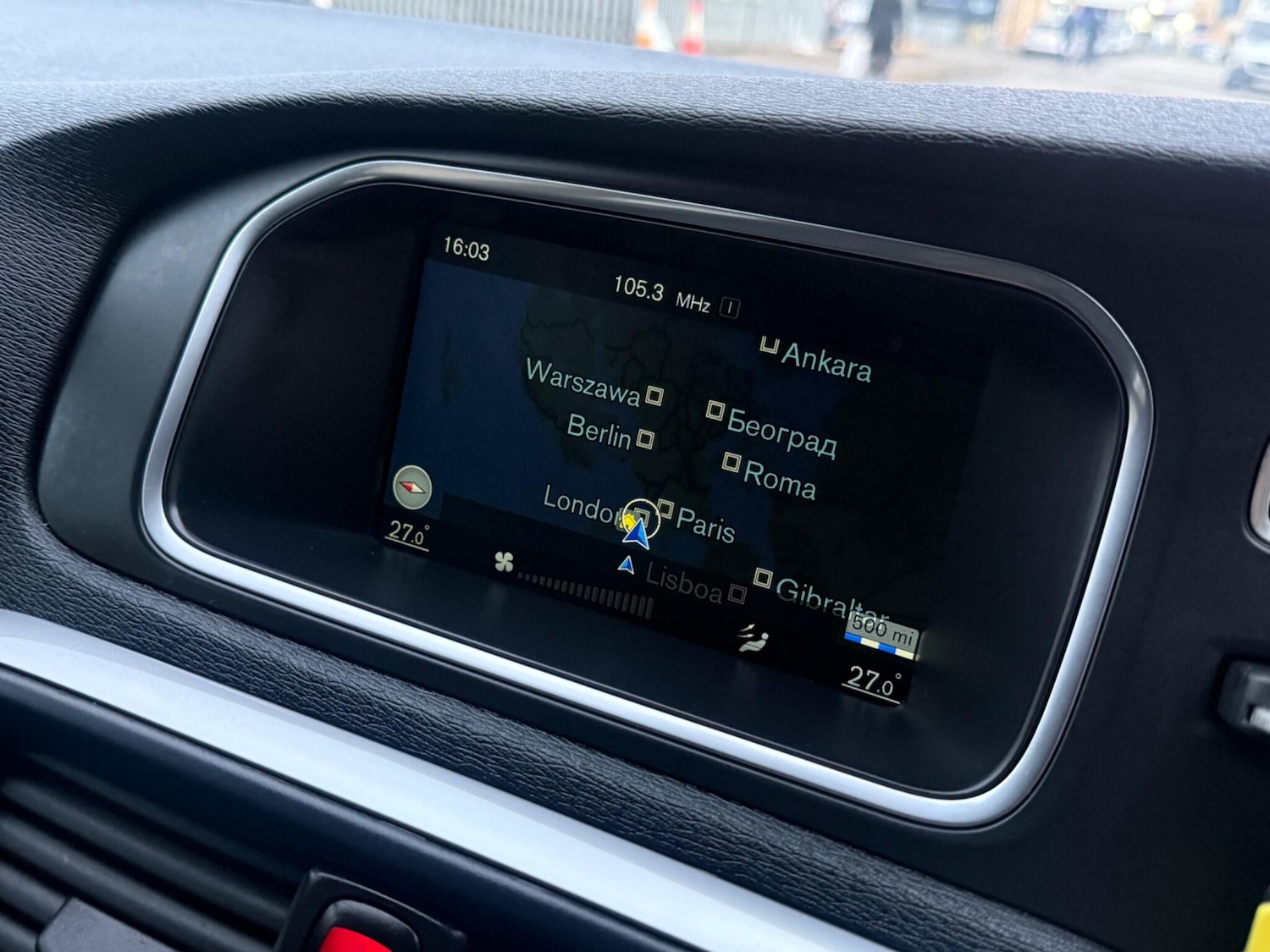 Used Volvo V40 2015 for sale - 76771740: Photo 44