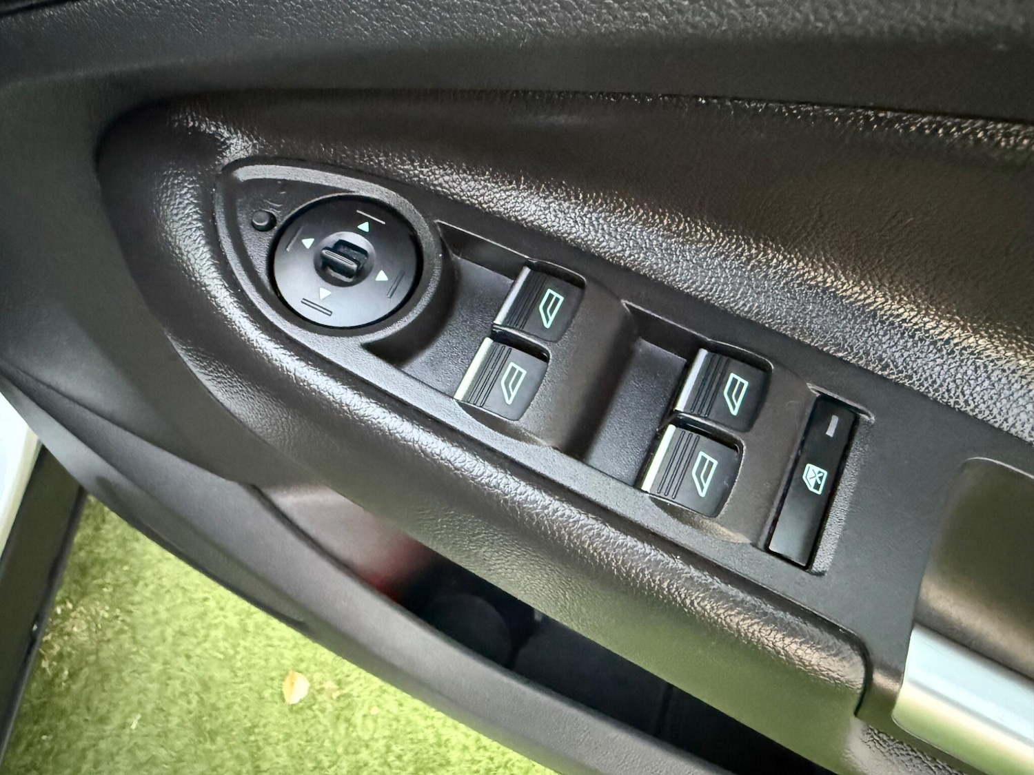 Used Ford Kuga 2017 for sale - 76059298: Photo 36