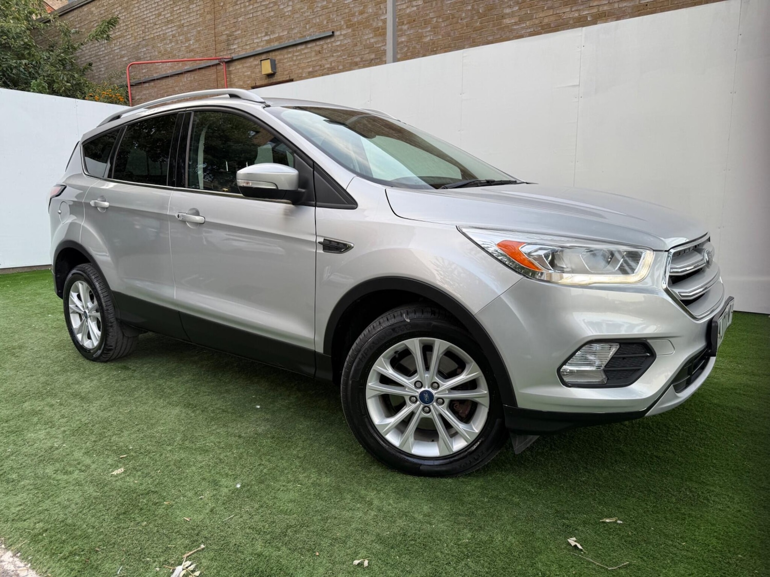 Used Ford Kuga 2017 for sale - 76059298: Photo 4