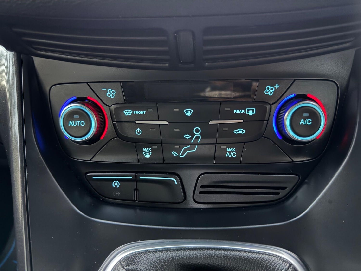 Used Ford Kuga 2017 for sale - 76059298: Photo 46