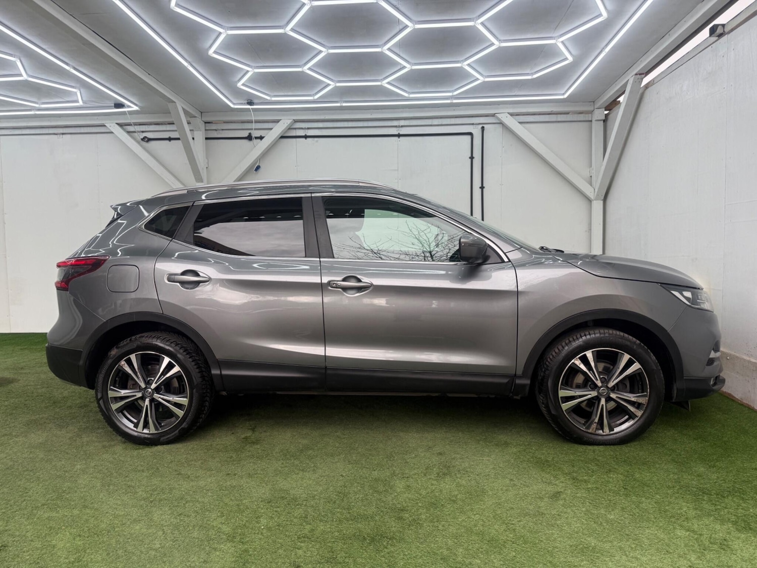 Used Nissan Qashqai 2018 for sale - 77909258: Photo 5