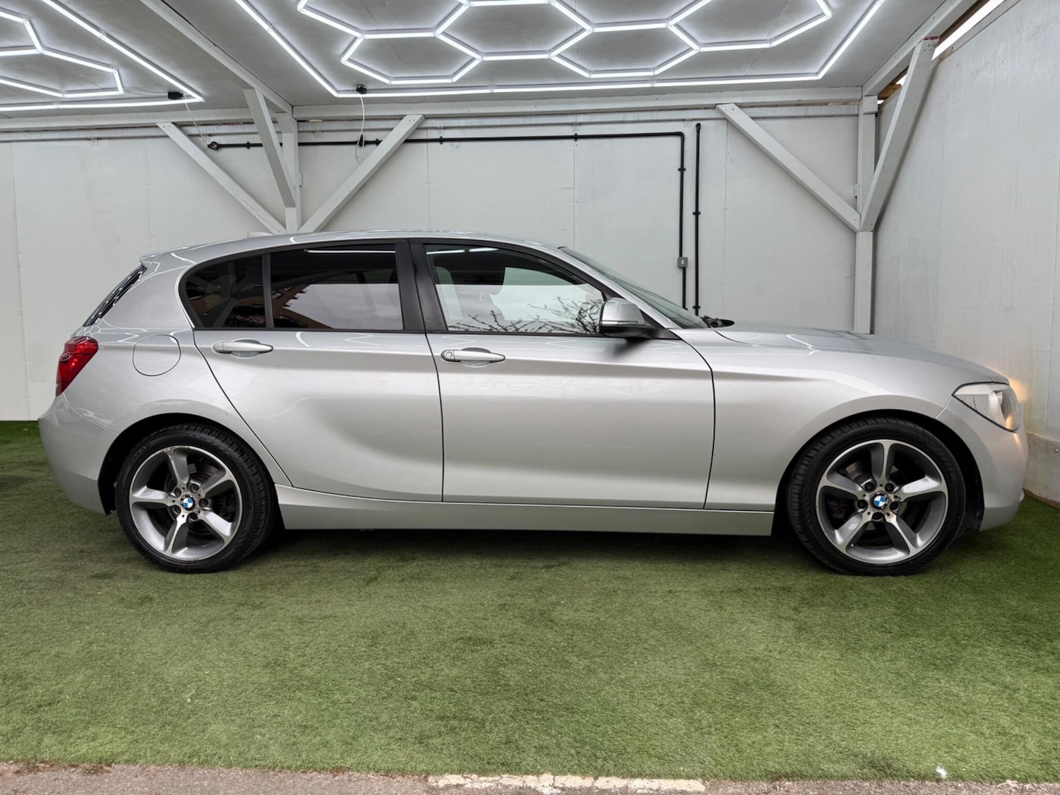 Used BMW 1 Series 2011 for sale - 78135648: Photo 5