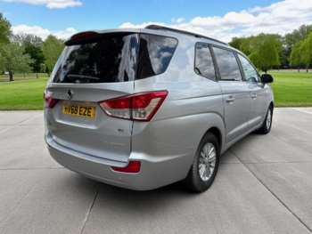 Used Ssangyong Turismo 2018 for sale - 74713525: Photo
