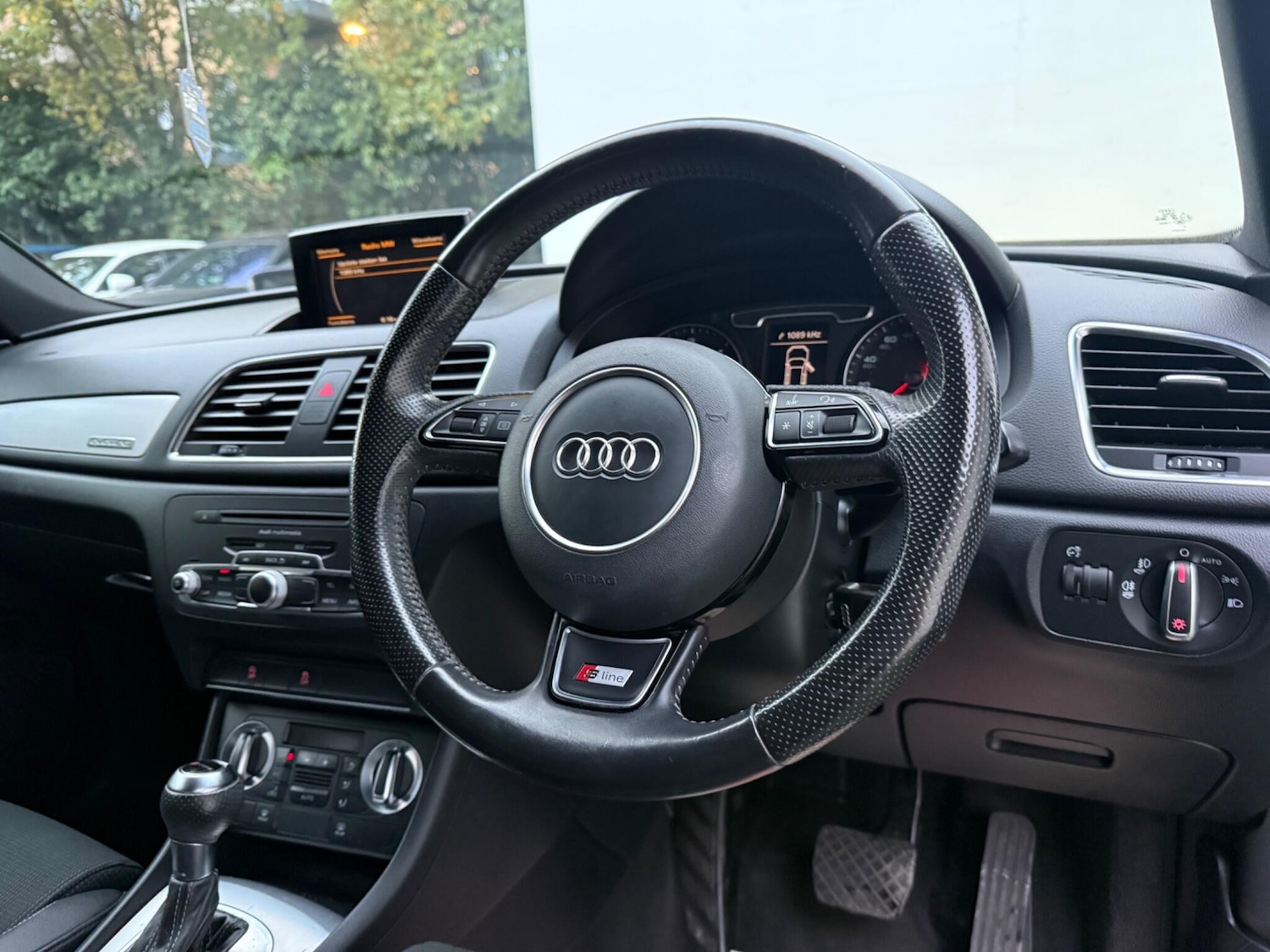 Used Audi Q3 2013 for sale - 76215091: Photo 15