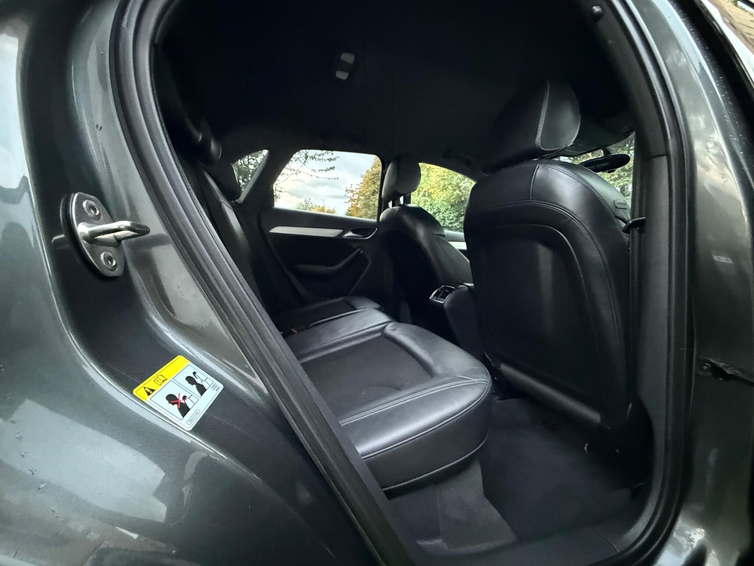 Used Audi Q3 2013 for sale - 76215091: Photo 19