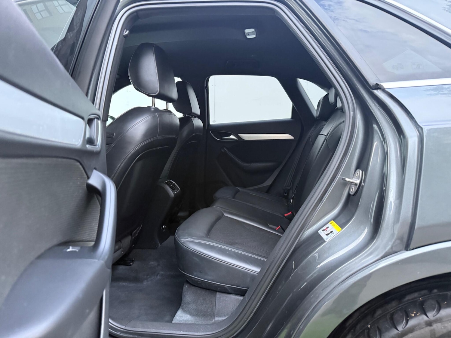 Used Audi Q3 2013 for sale - 76215091: Photo 22