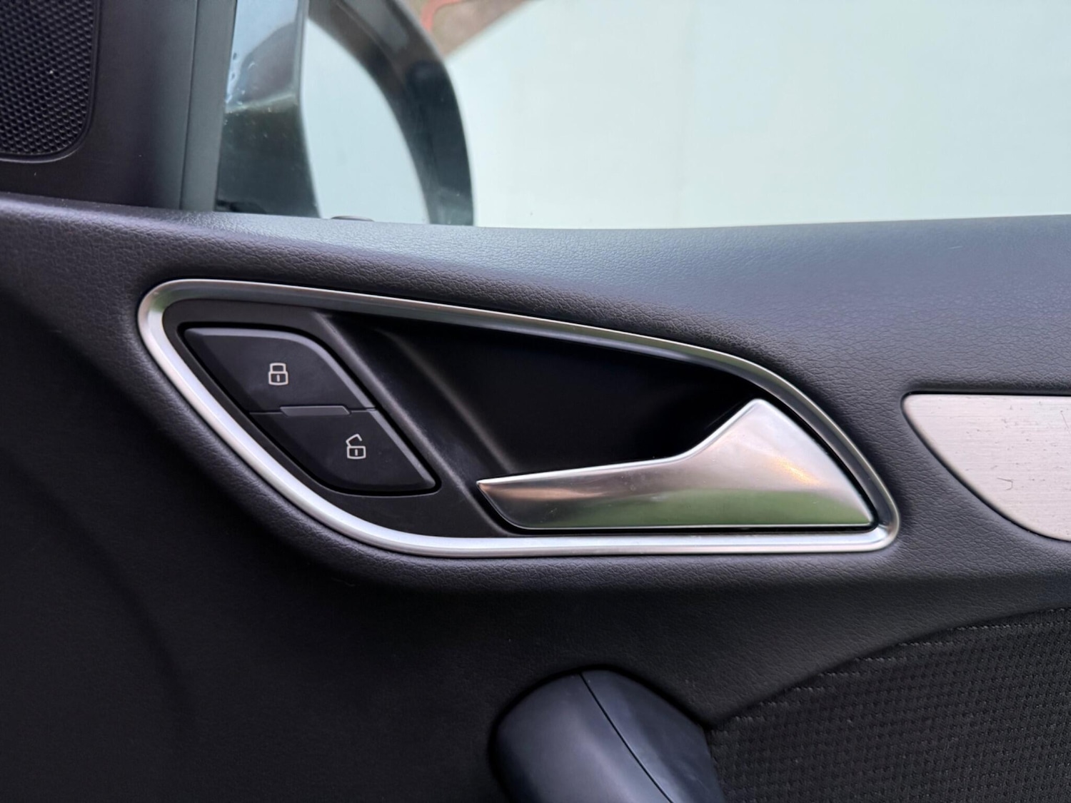 Used Audi Q3 2013 for sale - 76215091: Photo 41