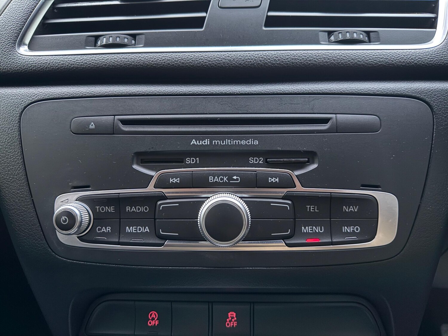 Used Audi Q3 2013 for sale - 76215091: Photo 51