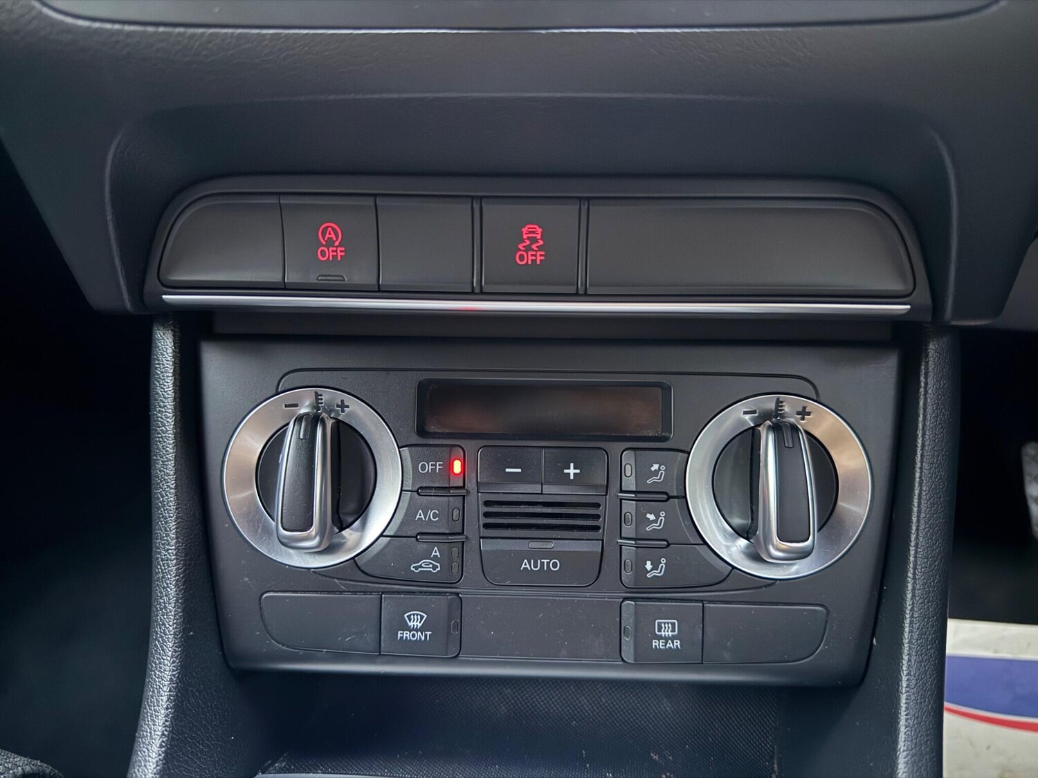 Used Audi Q3 2013 for sale - 76215091: Photo 52