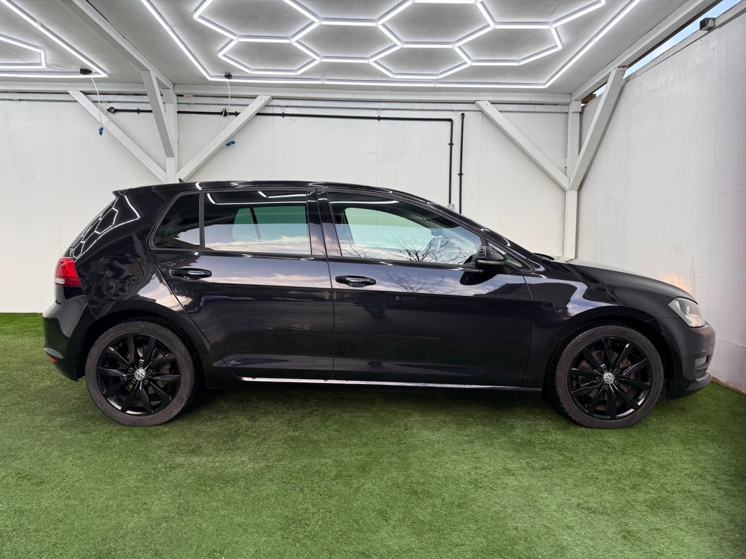 Used Volkswagen Golf for sale - 77174811: Photo 2