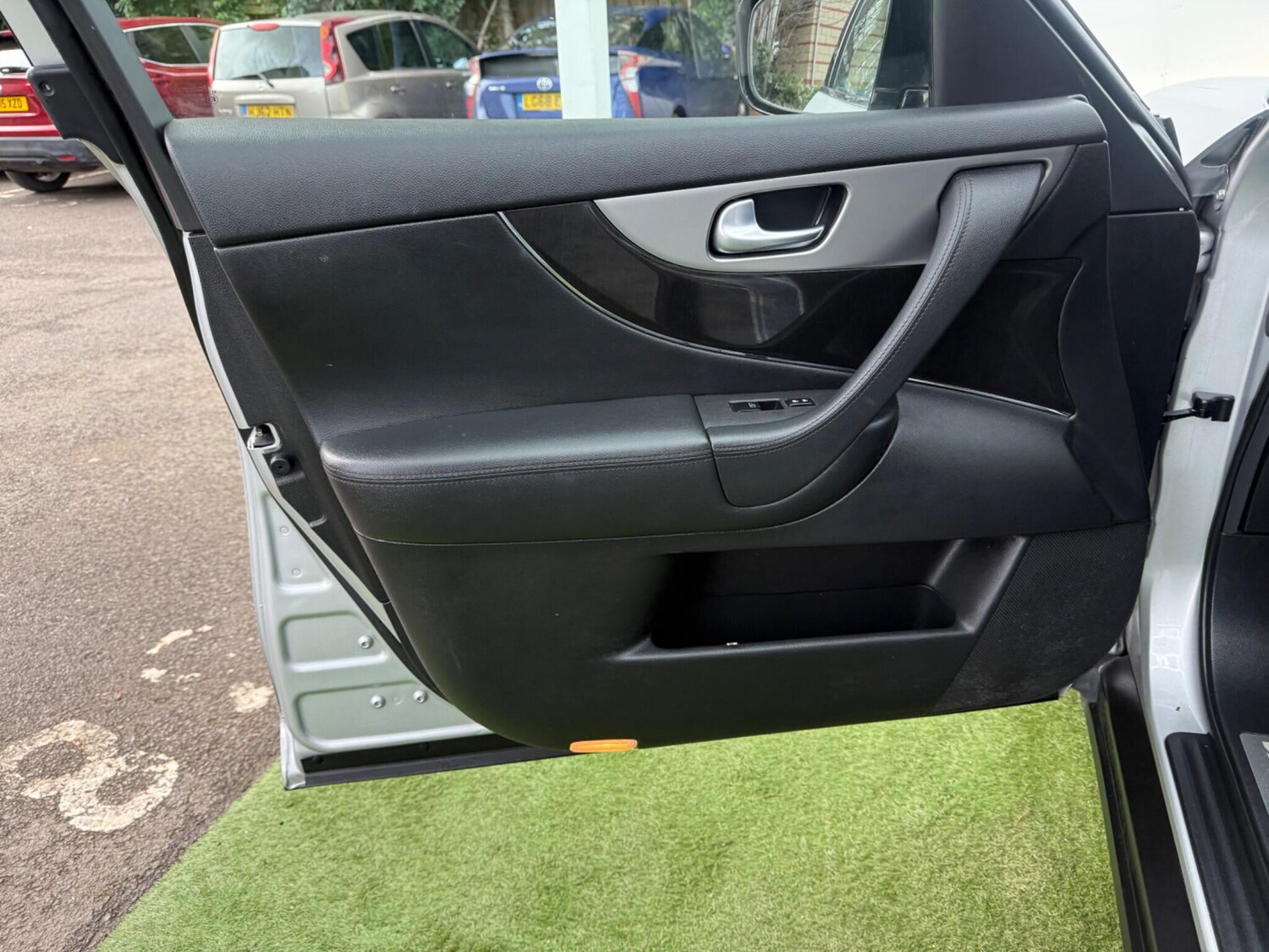 Used Infiniti FX 2013 for sale - 77400583: Photo 27