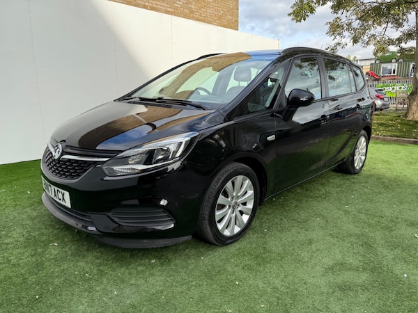 Used Vauxhall Zafira Tourer 2017 for sale - 76215332: Photo 11