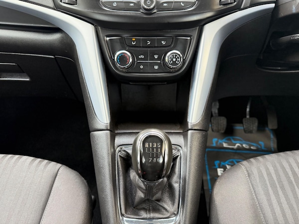 Used Vauxhall Zafira Tourer 2017 for sale - 76215332: Photo 30