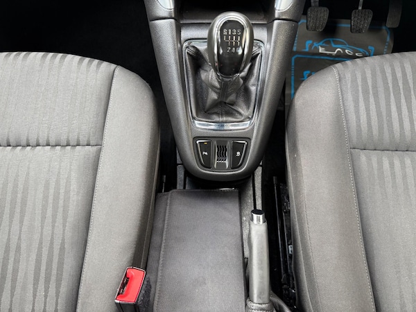 Used Vauxhall Zafira Tourer 2017 for sale - 76215332: Photo 31