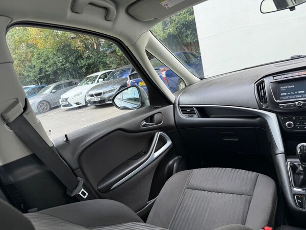 Used Vauxhall Zafira Tourer 2017 for sale - 76215332: Photo 38