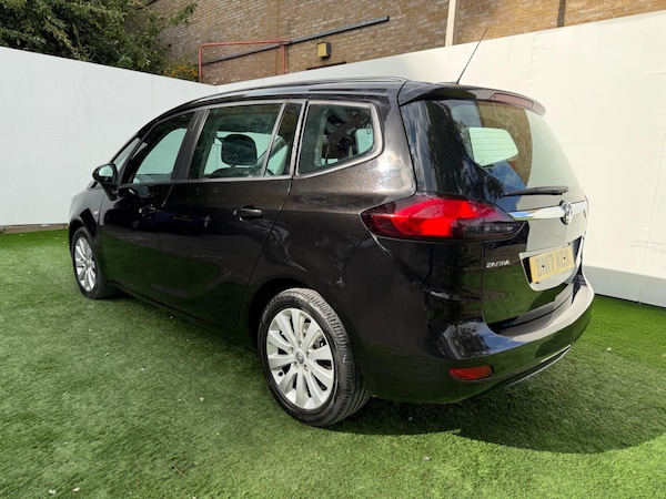 Used Vauxhall Zafira Tourer 2017 for sale - 76215332: Photo 9