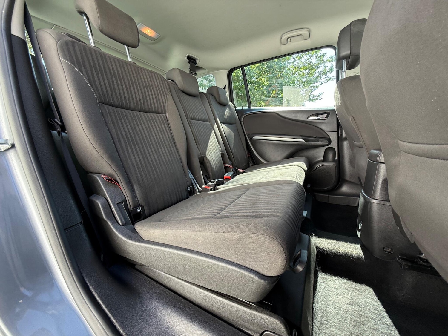 Used Vauxhall Zafira 2016 for sale - 76398528: Photo 19