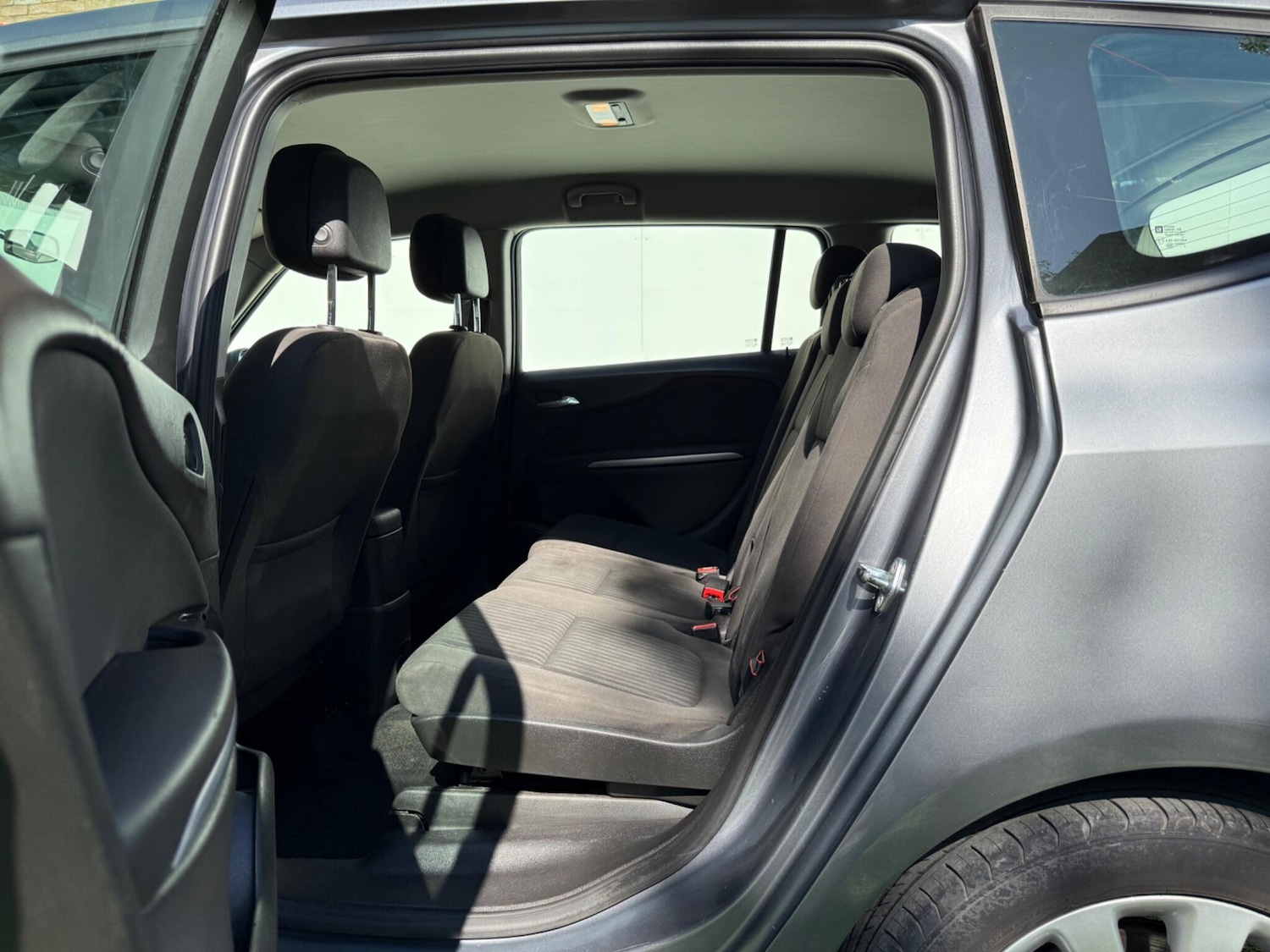 Used Vauxhall Zafira 2016 for sale - 76398528: Photo 21