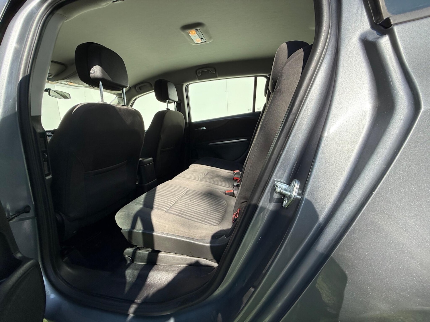 Used Vauxhall Zafira 2016 for sale - 76398528: Photo 23