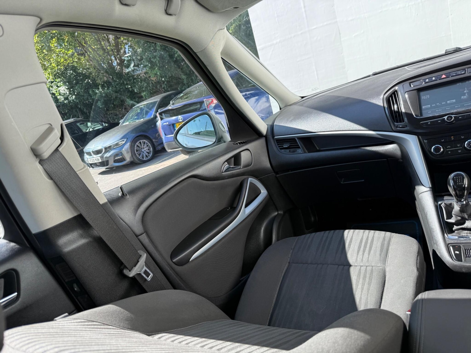 Used Vauxhall Zafira 2016 for sale - 76398528: Photo 37