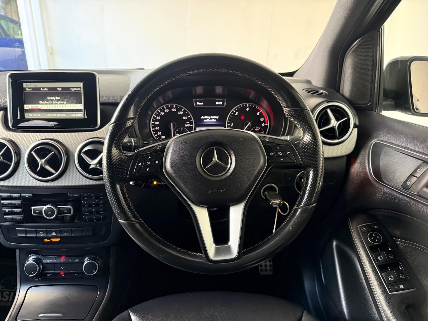 Used Mercedes-Benz B Class 2014 for sale - 77050102: Photo 32