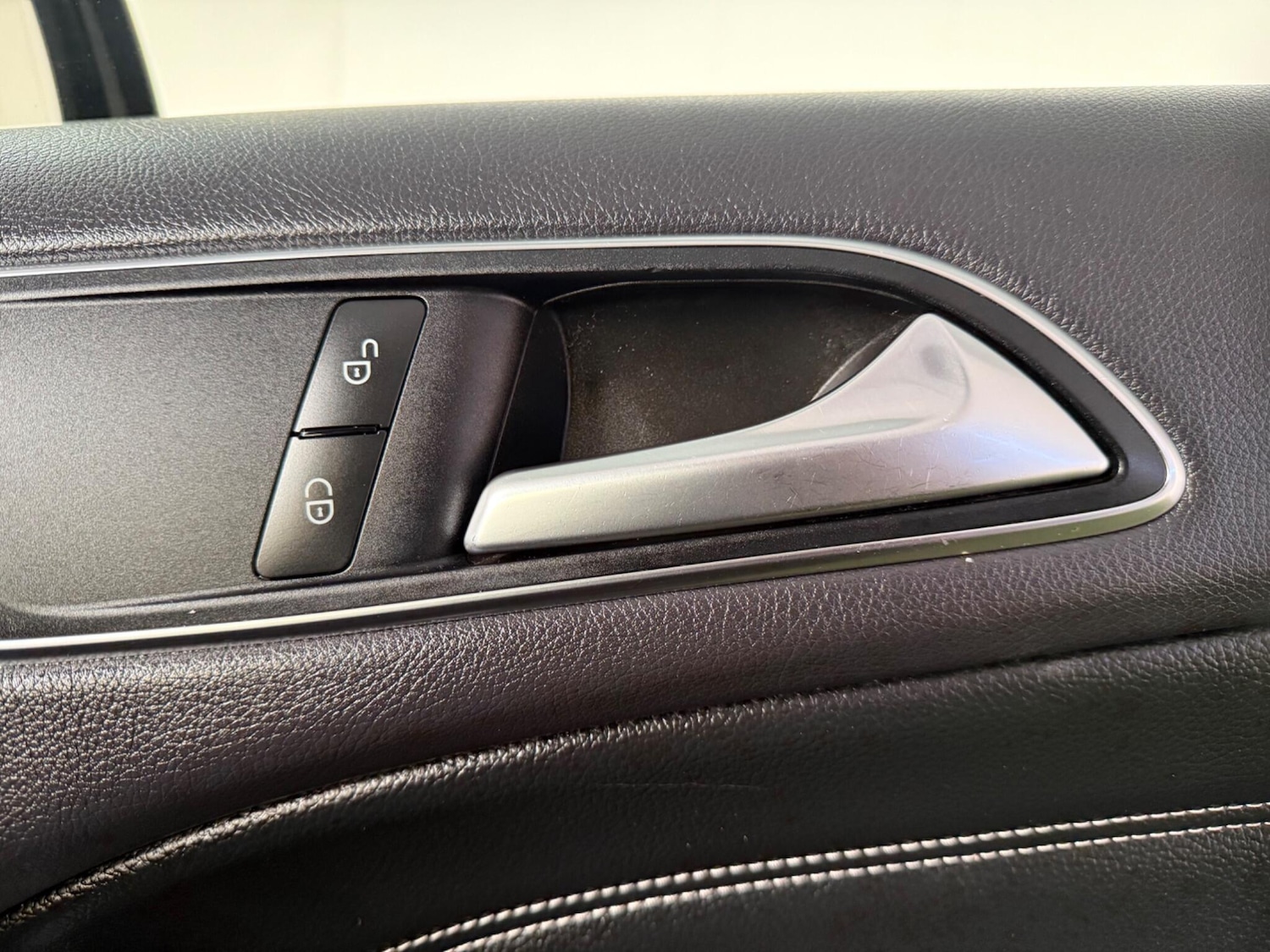 Used Mercedes-Benz B Class 2014 for sale - 77050102: Photo 41