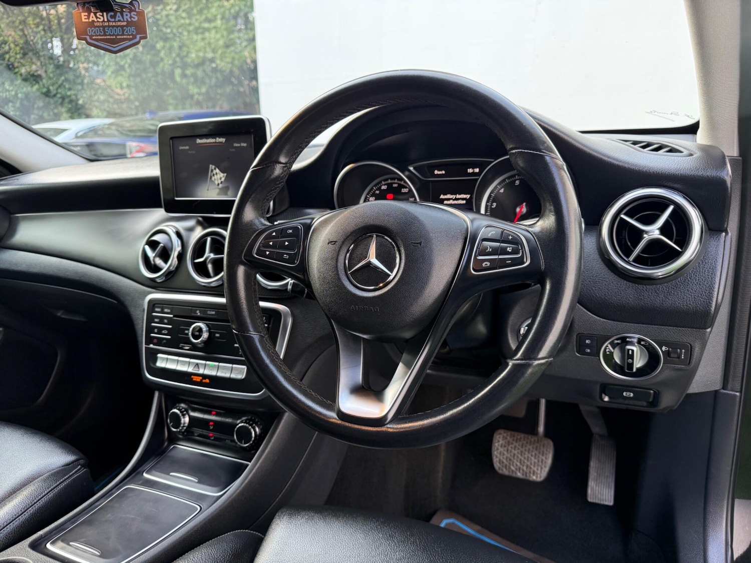 Used Mercedes-Benz GLA 2019 for sale - 76073013: Photo 2