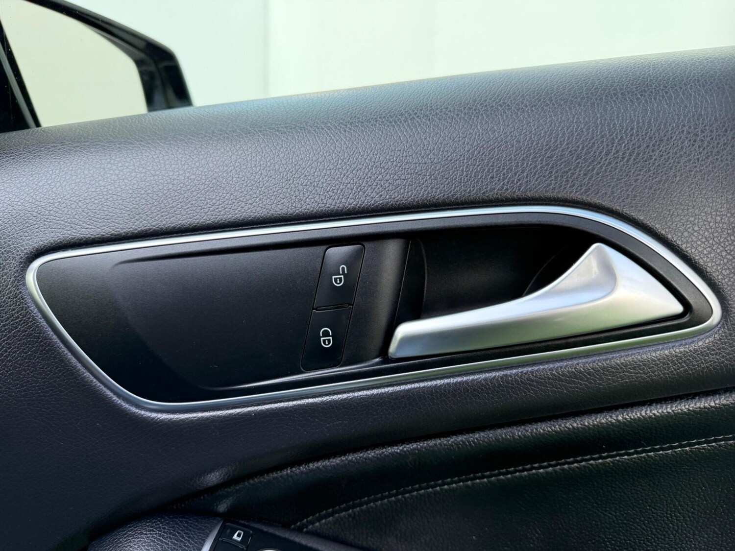 Used Mercedes-Benz GLA 2019 for sale - 76073013: Photo 42