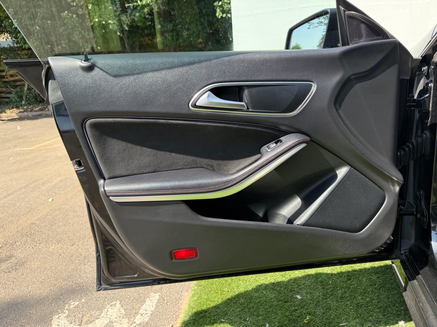 Vehicle 28