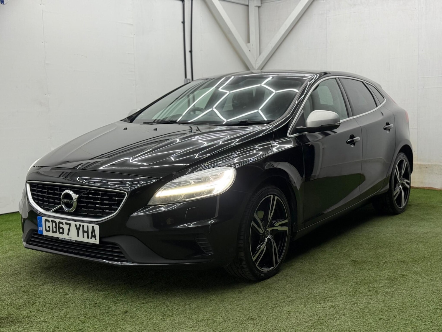 Used Volvo V40 for sale - 77824059: Photo 11